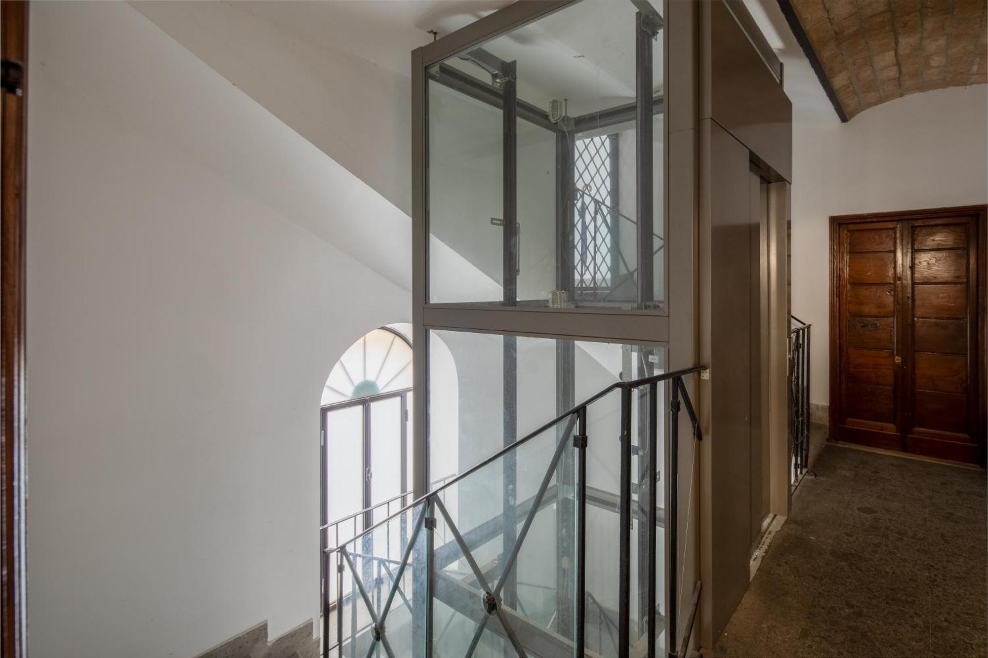 Colosseo Flats And Penthouse Roma